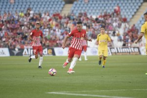 Quique tiene contrato con el Almería.