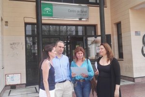 Parlamentarios del PP en el centro de Ciudad Jardín.