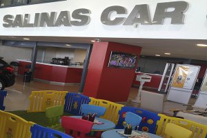 Área infantil  en Citroën Salinas Car Almería.