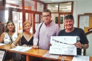 Concejales de la oposición presentan un trazado del paseo marítimo.