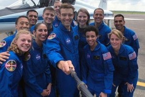 Siete hombres y cinco mujeres forman la promoción 2017. / NASA