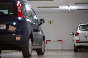 El suceso ocurrió en un aparcamiento municipal del centro de Málaga.