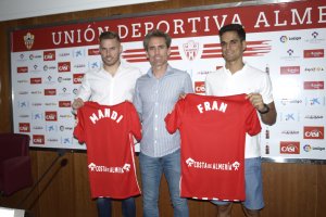 Mandi, Corona y Fran en la presentación.