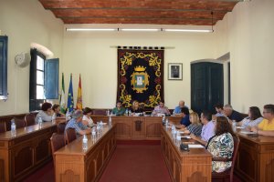 Pleno celebrado en el ayuntamiento de Níjar donde se aprobó el convenio.