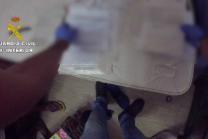 Centraban su actividad delictiva en Roquetas.