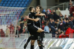 Caballero celebra un gol en el Mediterráneo.
