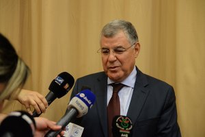 El ministro argelino Mustapha Guitouni se lo ha pedido al Gobierno español.