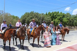 Paseo a caballo en la feria de San Isidro en El Ejido en 2017.
