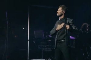 David Bisbal actuó ayer en el Teatro Real de Madrid.