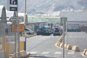 Panorámica de la zona de embarque la tarde del lunes