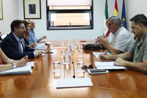 Reunión del consejero con representantes de UPA