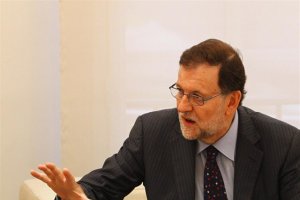 El presidente del Gobierno, Mariano Rajoy, sufre un ataque de lumbalgia.
