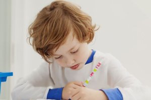 Los investigadores afirman que las personas zurdas son más creativas