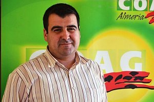 Góngora es partidario de ayudar al agricultor a colaborar