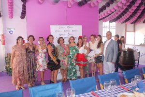 Marga Morales, Natalia Martínez, Cristina Vicario, María del Mar Pérez, Isabel Tortosa, directora médica; Chelo Sebastián, Lola Lima, Beatriz Bolle, 