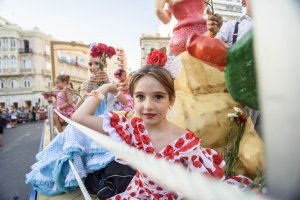 Una pequeña "amenaza" con lanzar un clavel