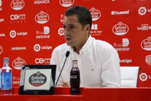 Francisco en la rueda de prensa.