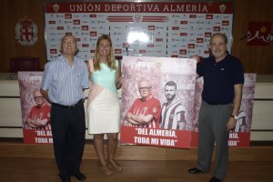 Puesta de largo de la campaña de abonados en el Almería.