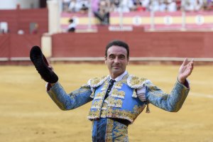 Enrique Ponce sumó otro triunfo en Almería.