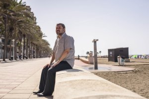 Abdallah Mhanna  fotografiado para esta entrevista, realizada la semana pasada en el Paseo Marítimo de la capital.