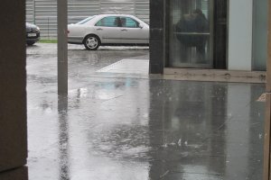 La lluvia cae con fuerza en la provincia.