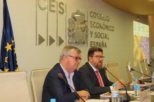 El consejero de Agricultura, Pesca y Desarrollo Rural, Rodrigo Sánchez Haro.