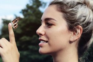 Blanca Suárez comparte su desnudo en redes sociales.