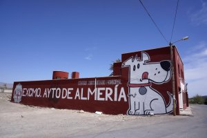 Fachada del Centro Zoosanitario de Almería.