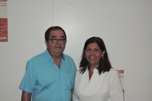 La alcaldesa arropó a su vecino en el acto de presentación.