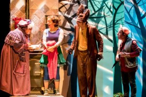 Caperucita lo que nunca se contó, de la Compañía de Teatro El Teloncillo, el domingo 22 de octubre en Almería