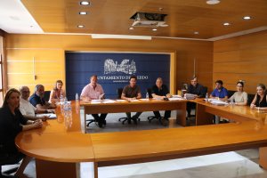 Reunión de la Junta Local de Gobierno de El Ejido donde se aprobó el presupuesto de ayudas familiares.