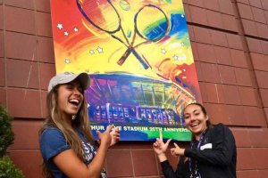 Eva preparada para la gran aventura.