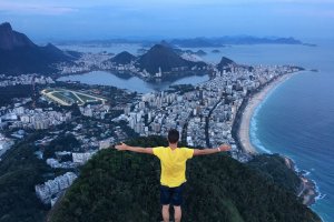 Juan Torres en Río de Janeiro, Brasil, primera parada de su viaje por el mundo.