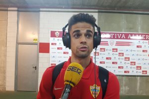 Fran Rodríguez atendiendo al Carrusel.