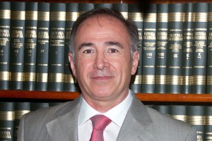 El autor del ensayo publicado por Círculo Rojo.