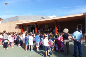 Inauguración del curso académico 2017-2018 en el Colegio de Educación Infantil y Primaria Joaquín Visiedo (Viator).