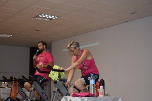 Los vecinos se han volcado con la iniciativa solidaria.