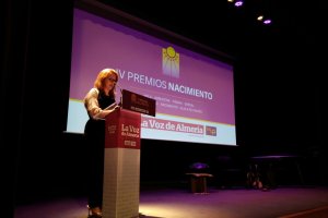 La subdirectora de LA VOZ, Antonia Sánchez da comienzo a la gala.