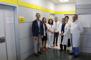 Visita del delegado provincial de Salud a las nuevas consultas de Cirugía.