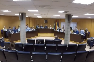 Pleno celebrado ayer en Roquetas de Mar.