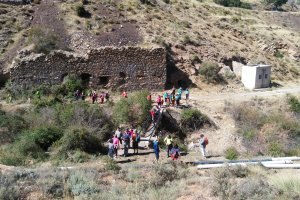 Momento de la inauguración del nuevo sendero donde estuvo presente su diseñador.