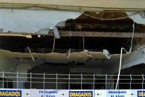 La empresa Dragados trabaja ya en la remodelación del edificio de la Casa del Mar.