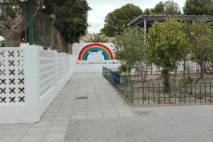 Exterior de uno de los centros educativos.