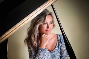 Paula Coronas acompañará a la OCAL el sábado.