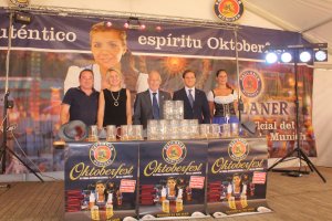 Santiago Gallego, Eloisa Cabrera, Gabriel Amat, Luis Miguel Carmona y Thais Escalona.