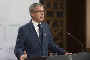 Juan Carlos Blanco, portavoz del Gobierno andaluz, hoy tras el Consejo de Gobierno.