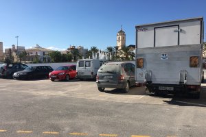 Los puestos de frutas y verduras no se instalaron ayer en el Recinto Ferial de Albox.