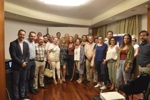Más de una veintena de empresarios almerienses asistieron al encuentro con Silvia Escribano en el hotel NH. Todos ellos aprendieron la importancia de