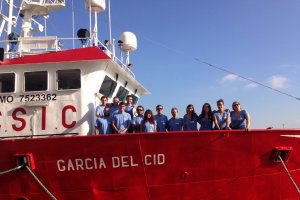 Componentes de la tripulación del buque García del Cid que harán los análisis.