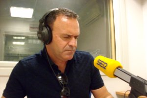 Salmerón analizando la jugada del penalti.